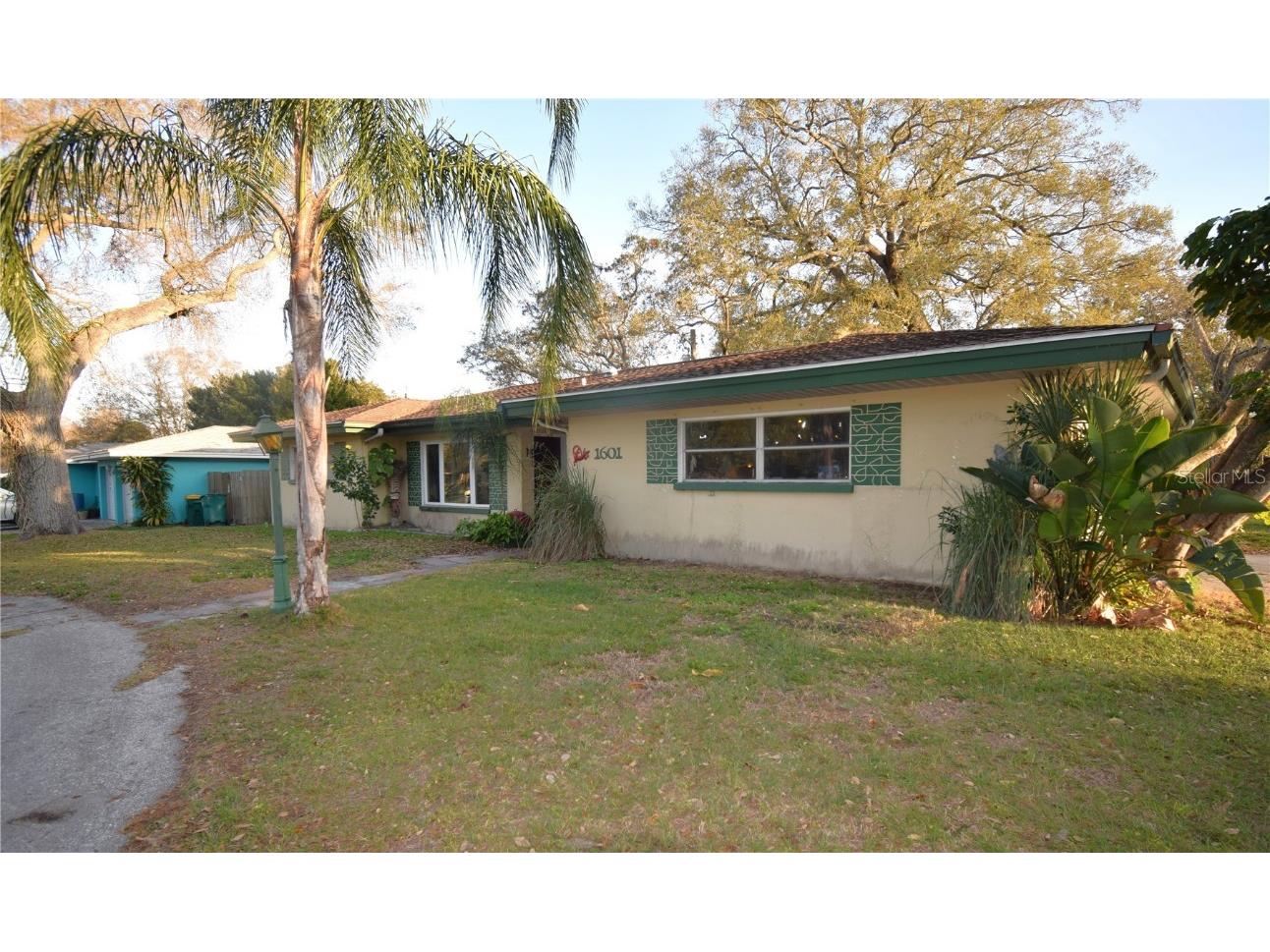 1601 Pinewood Drive Clearwater FL 33756 U8227403 image1