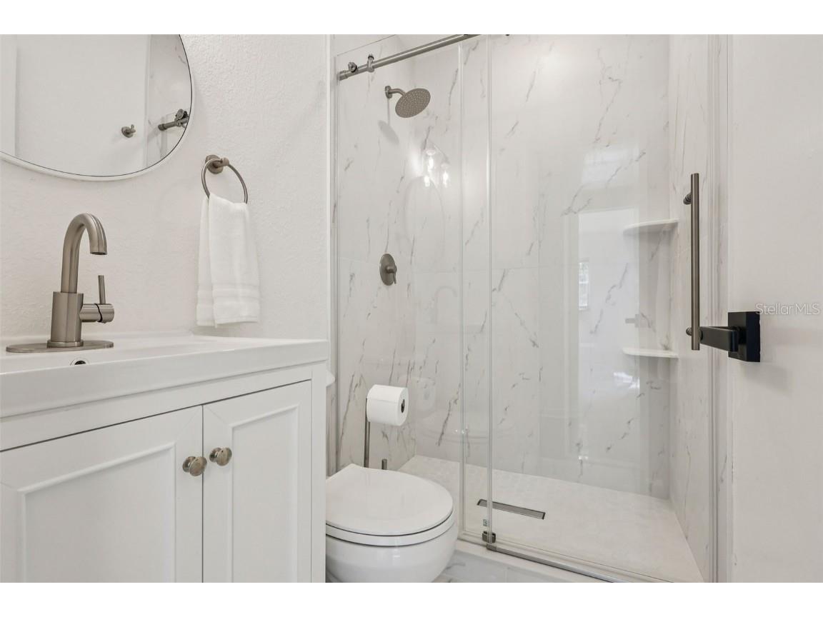 1601 Triangle Avenue Orlando FL 32806 O6363808 image14