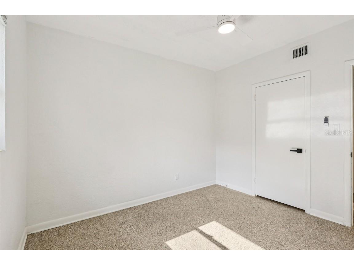 1601 Triangle Avenue Orlando FL 32806 O6363808 image16