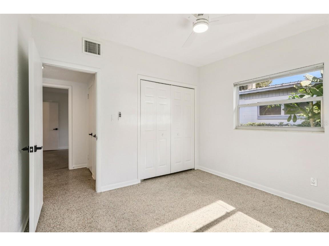 1601 Triangle Avenue Orlando FL 32806 O6363808 image18