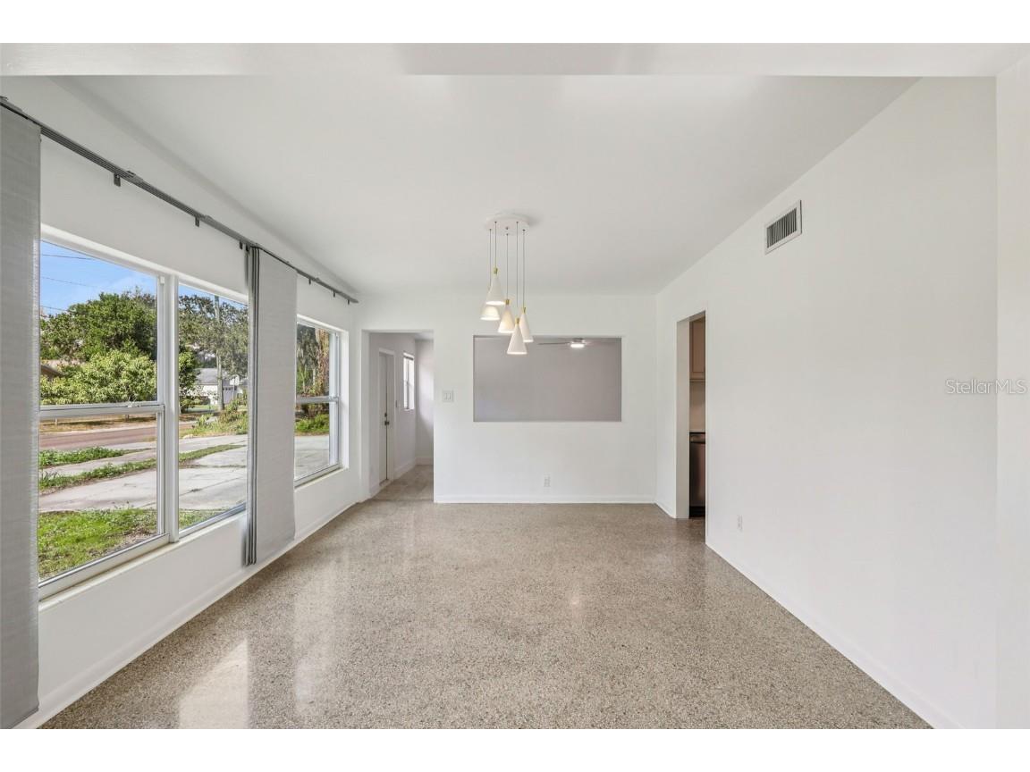 1601 Triangle Avenue Orlando FL 32806 O6363808 image2