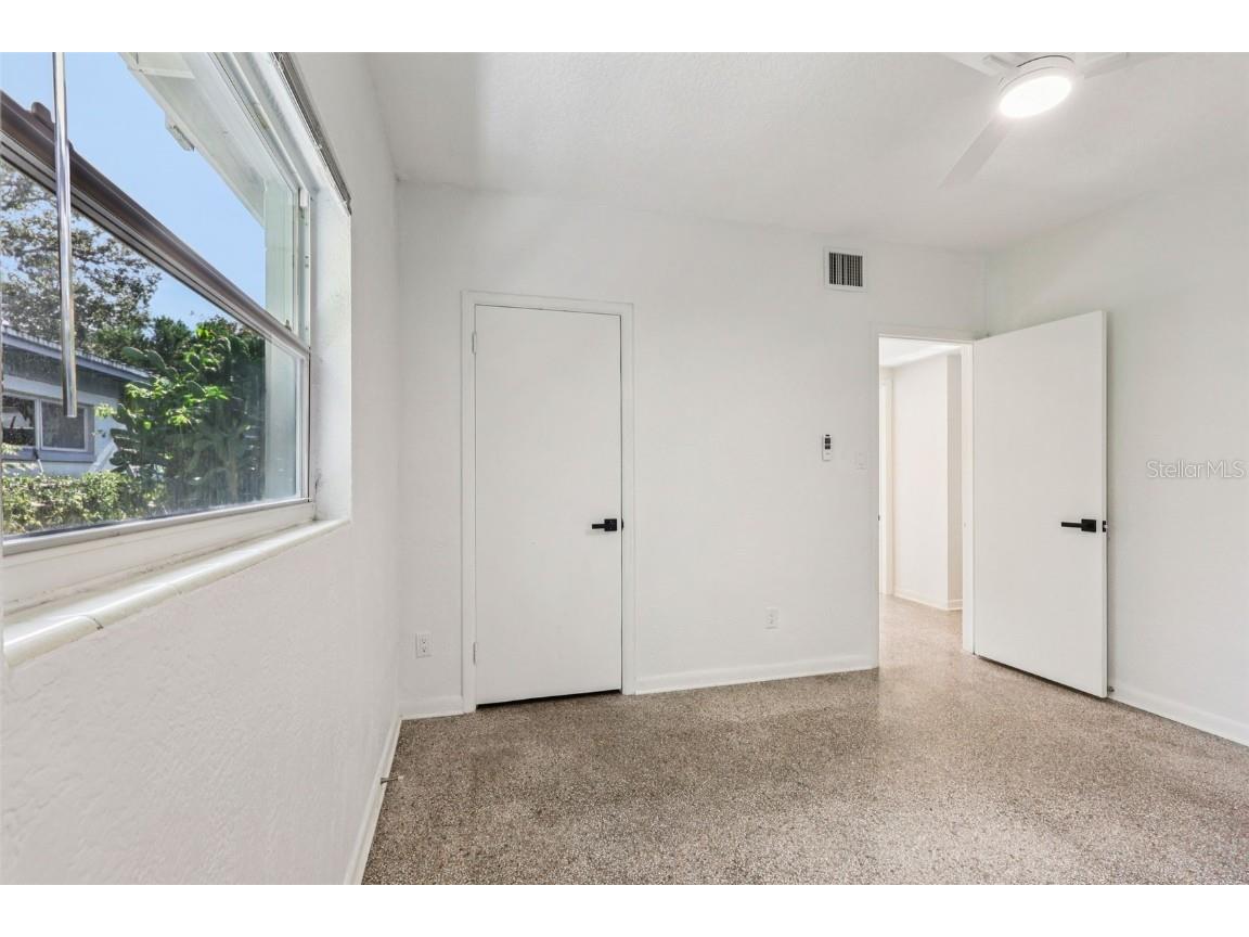 1601 Triangle Avenue Orlando FL 32806 O6363808 image21