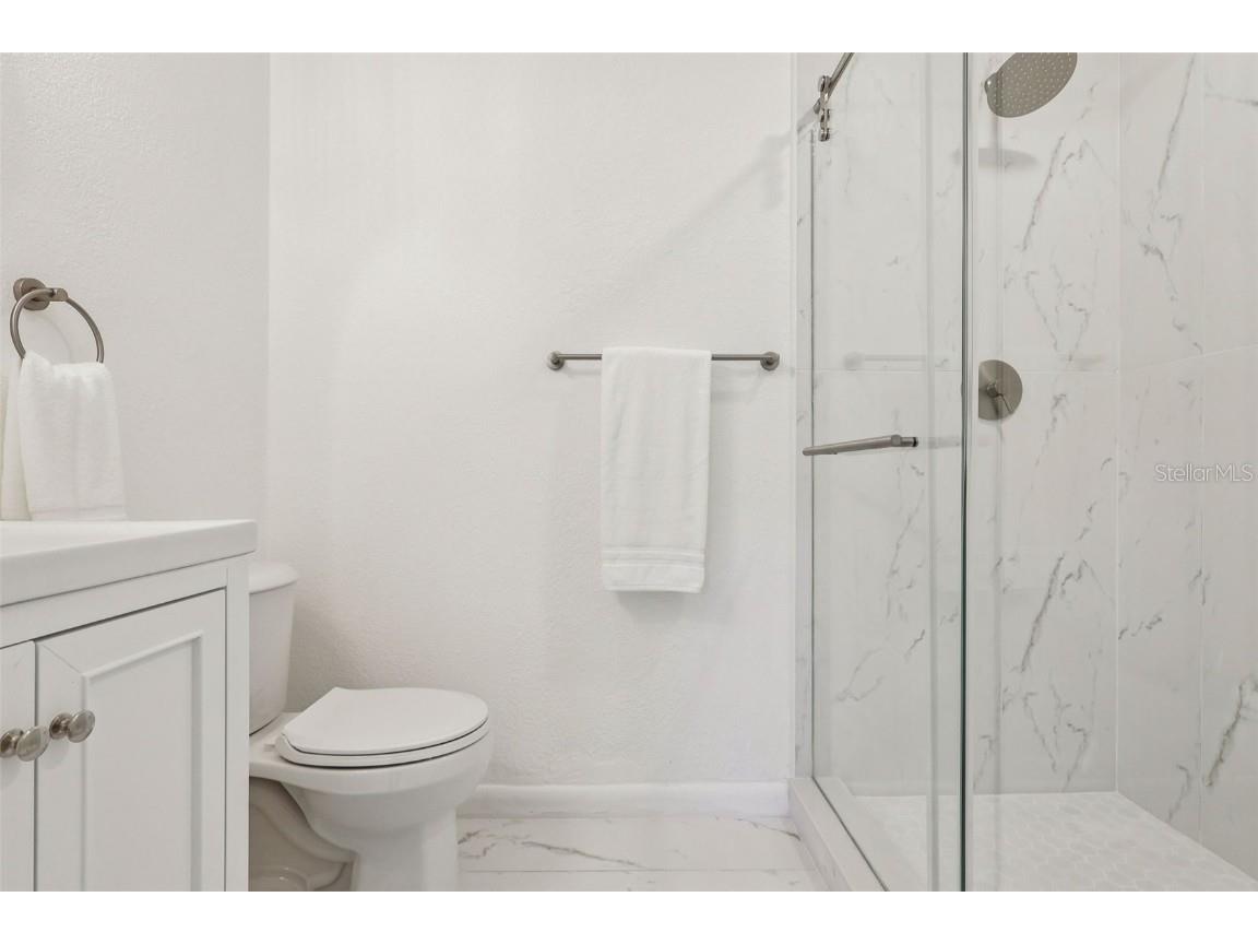 1601 Triangle Avenue Orlando FL 32806 O6363808 image22