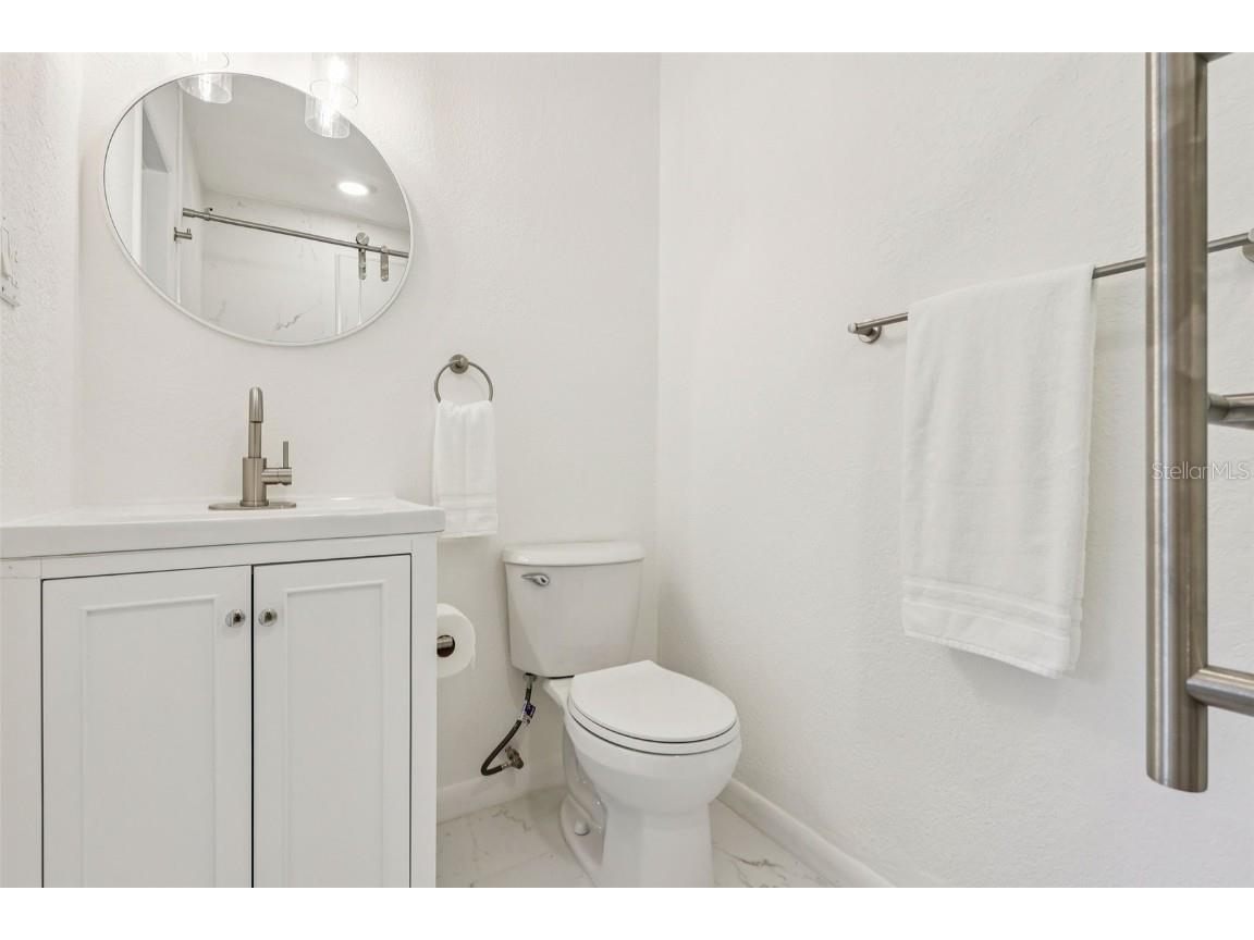 1601 Triangle Avenue Orlando FL 32806 O6363808 image23