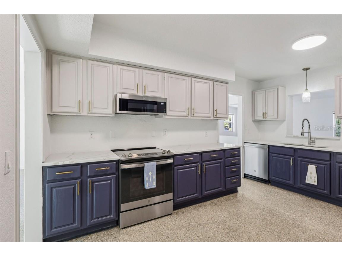 1601 Triangle Avenue Orlando FL 32806 O6363808 image3