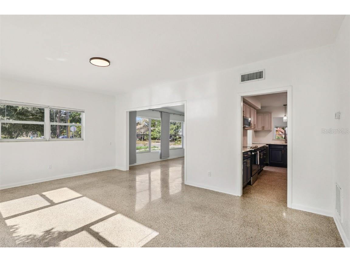 1601 Triangle Avenue Orlando FL 32806 O6363808 image5