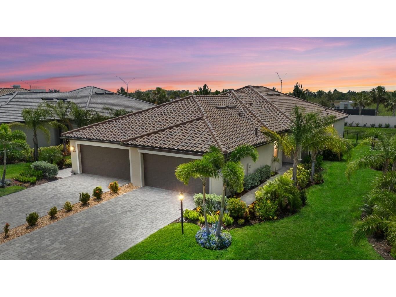 16012 Sunny Day Drive Bradenton FL 34211 A4653912 image1