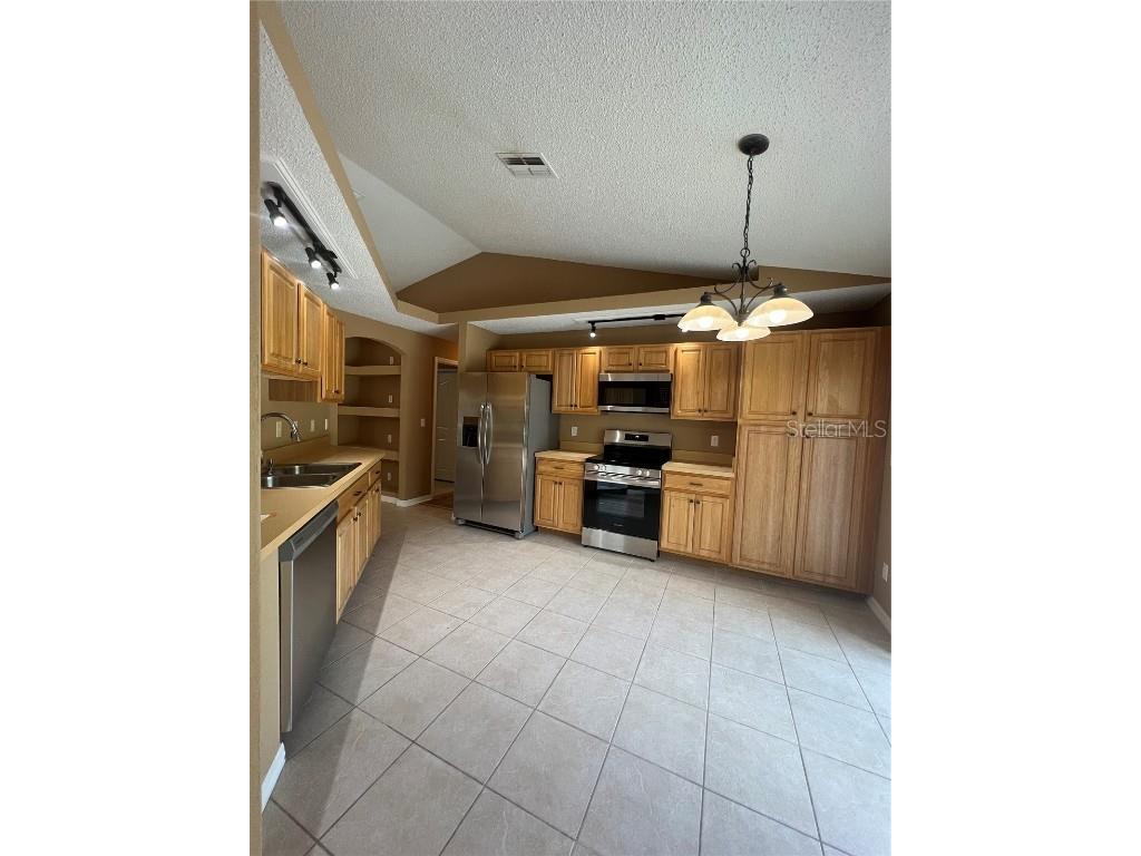 16016 Mulhatton Road Weeki Wachee FL 34614 G5103097 image4