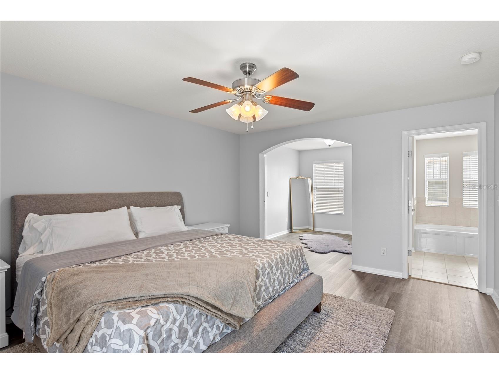 16018 Loneoak View Drive Lithia FL 33547 TB8503030 image27