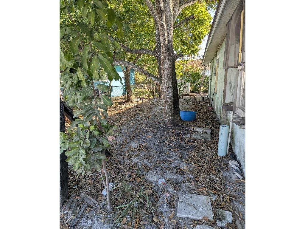 1602 4th Avenue W Palmetto FL 34221 A4677178 image3