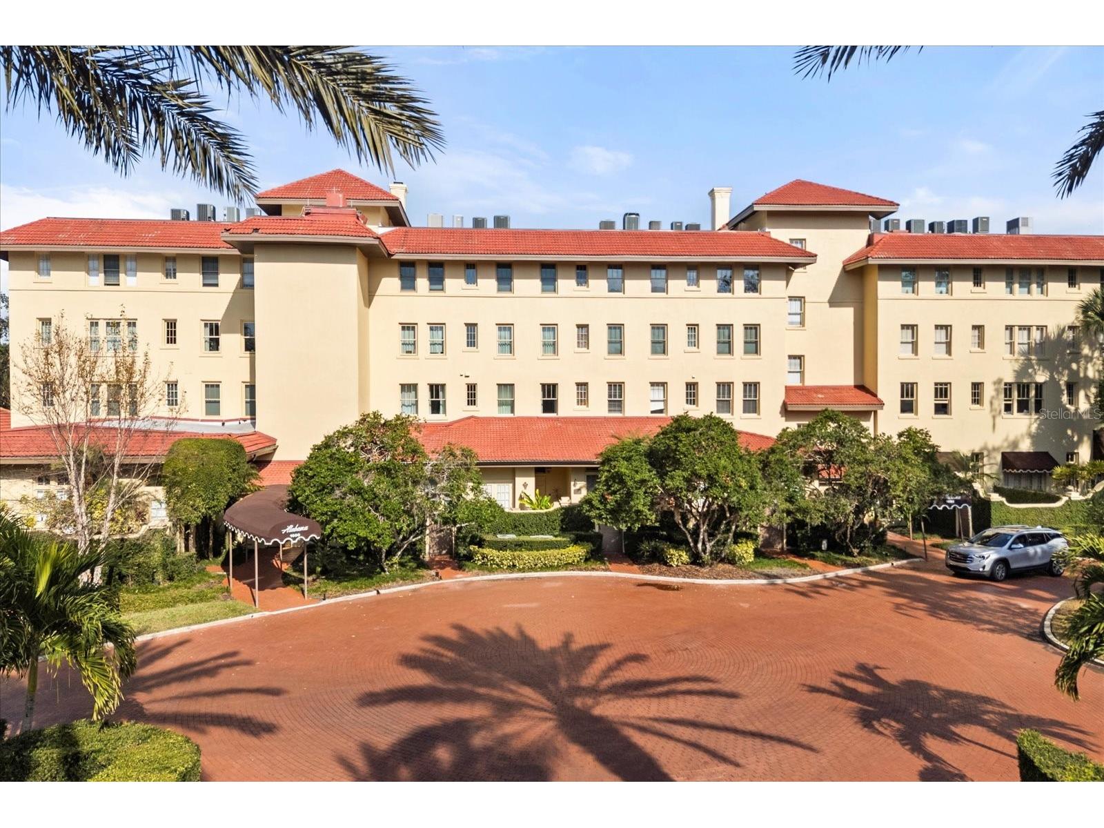 1602 Alabama Drive #403 Winter Park FL 32789 - LAKE MAITLAND O6373348 image1