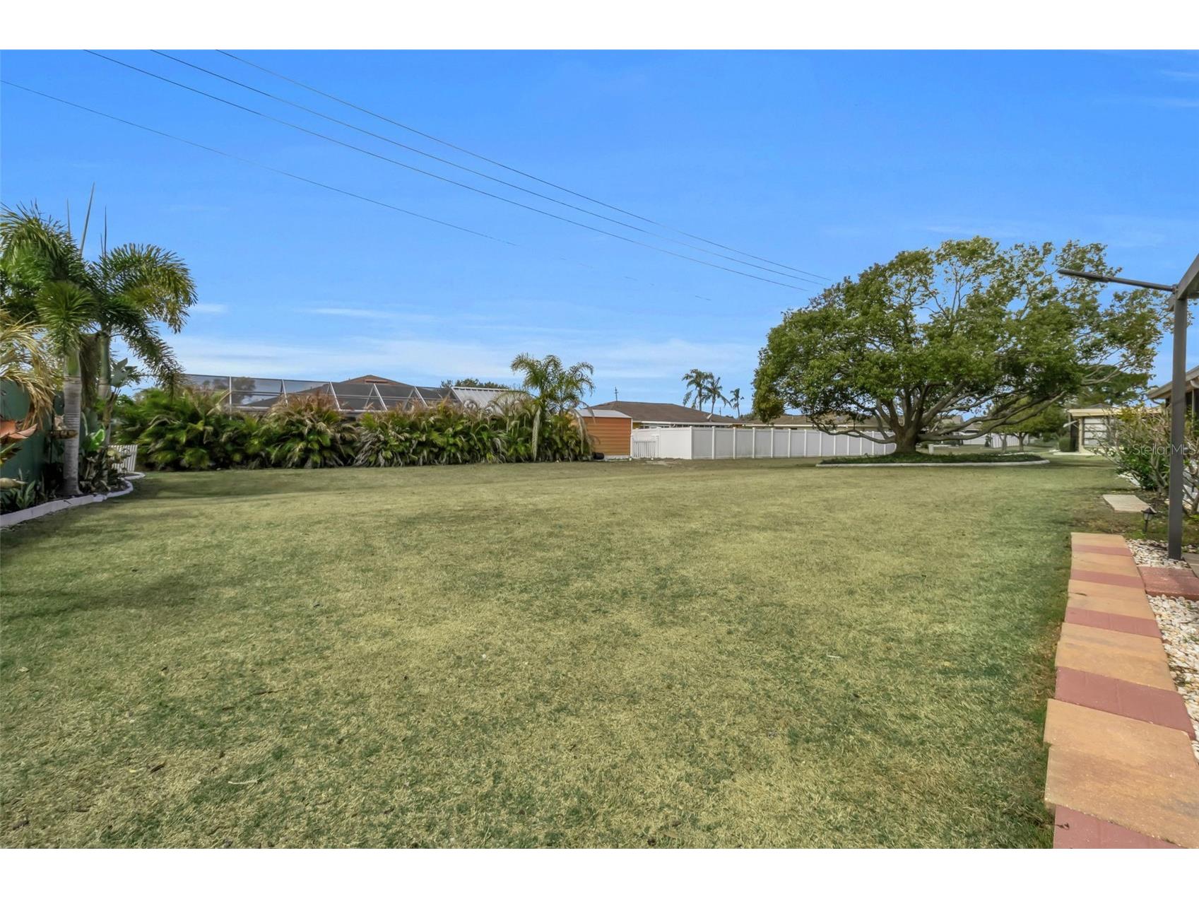1602 Dower Way Sun City Center FL 33573 A4685331 image4