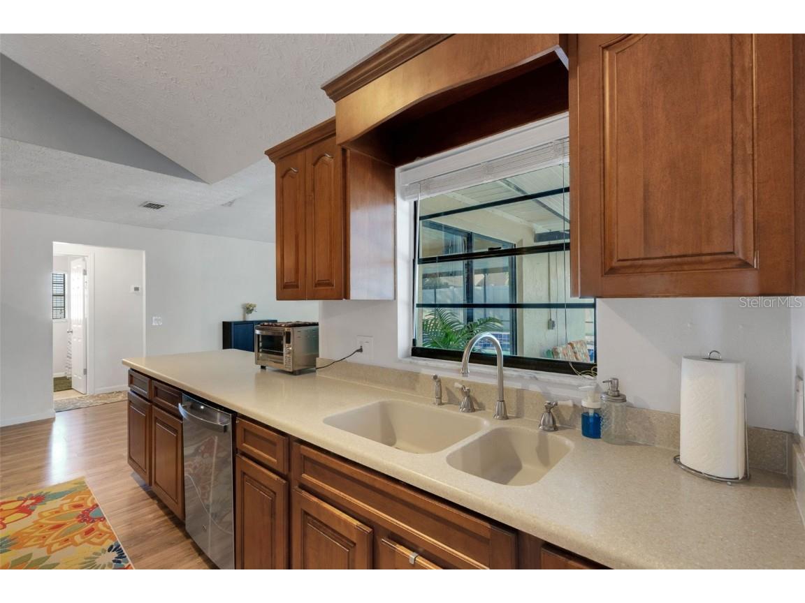 1602 Dumont Drive Valrico FL 33596 TB8438194 image9