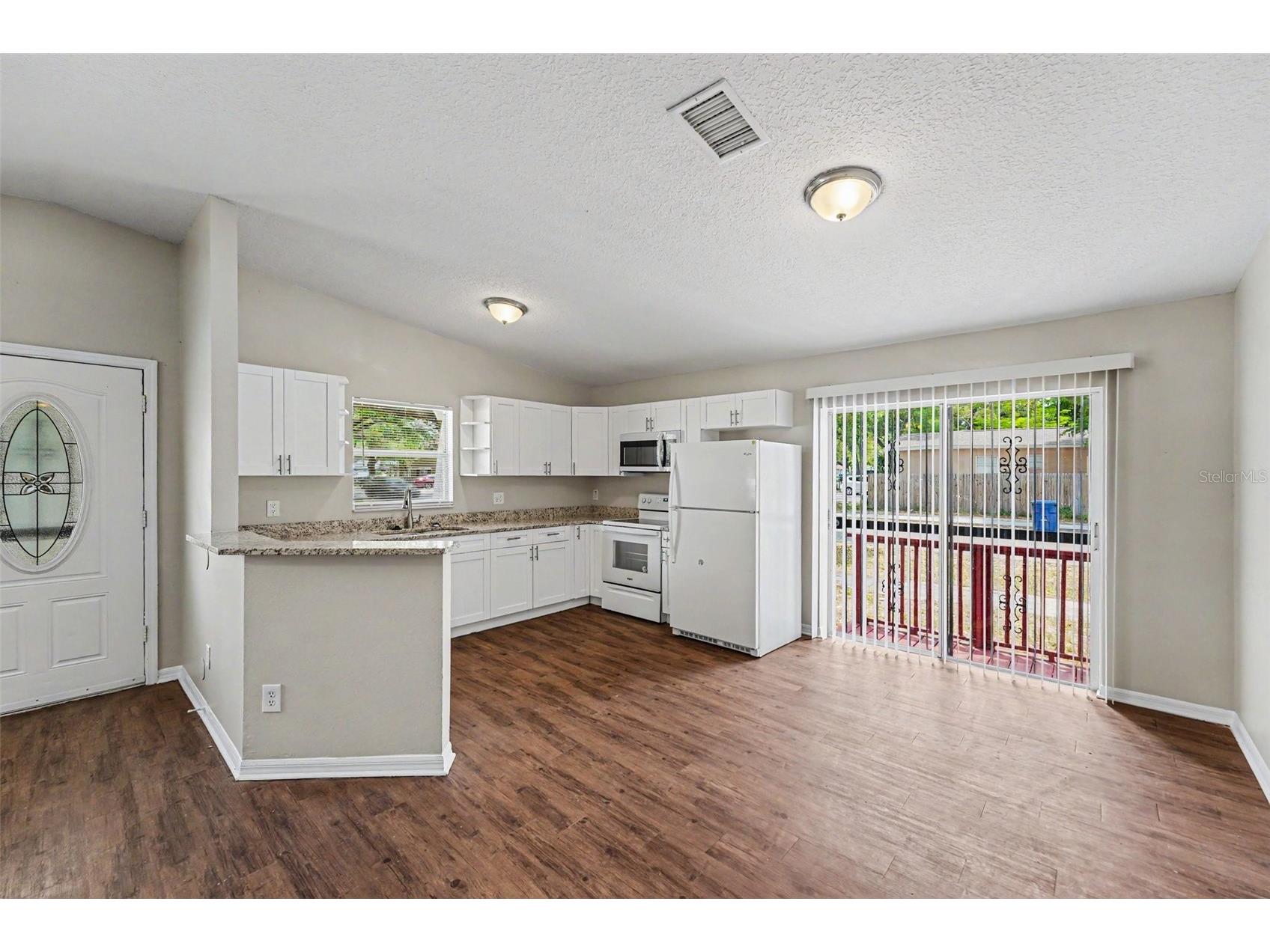 1602 E North Bay Street Tampa FL 33610 TB8508283 image9