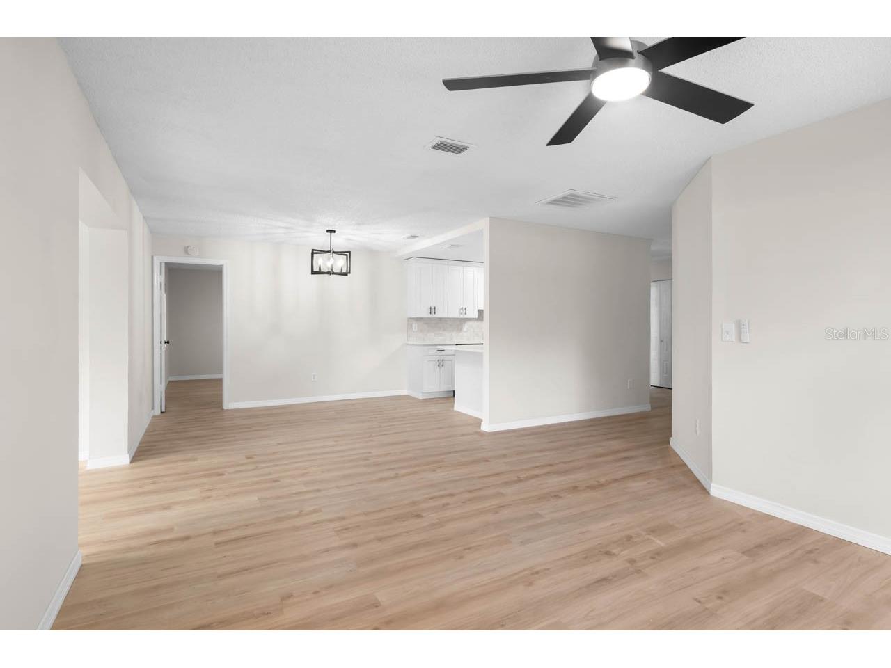 1602 Hovington Circle Sun City Center FL 33573 TB8515412 image10
