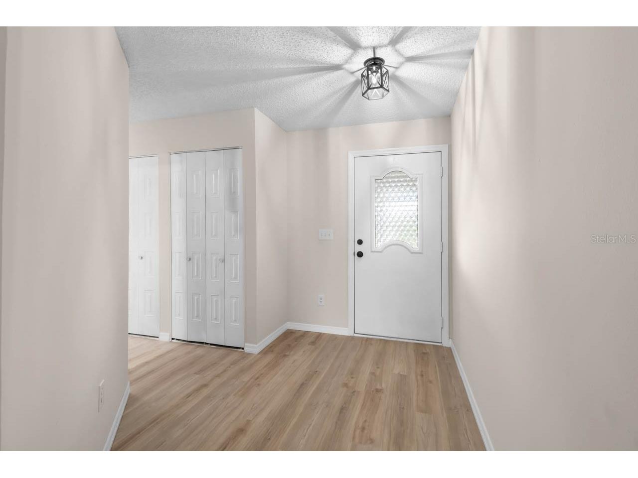 1602 Hovington Circle Sun City Center FL 33573 TB8515412 image3