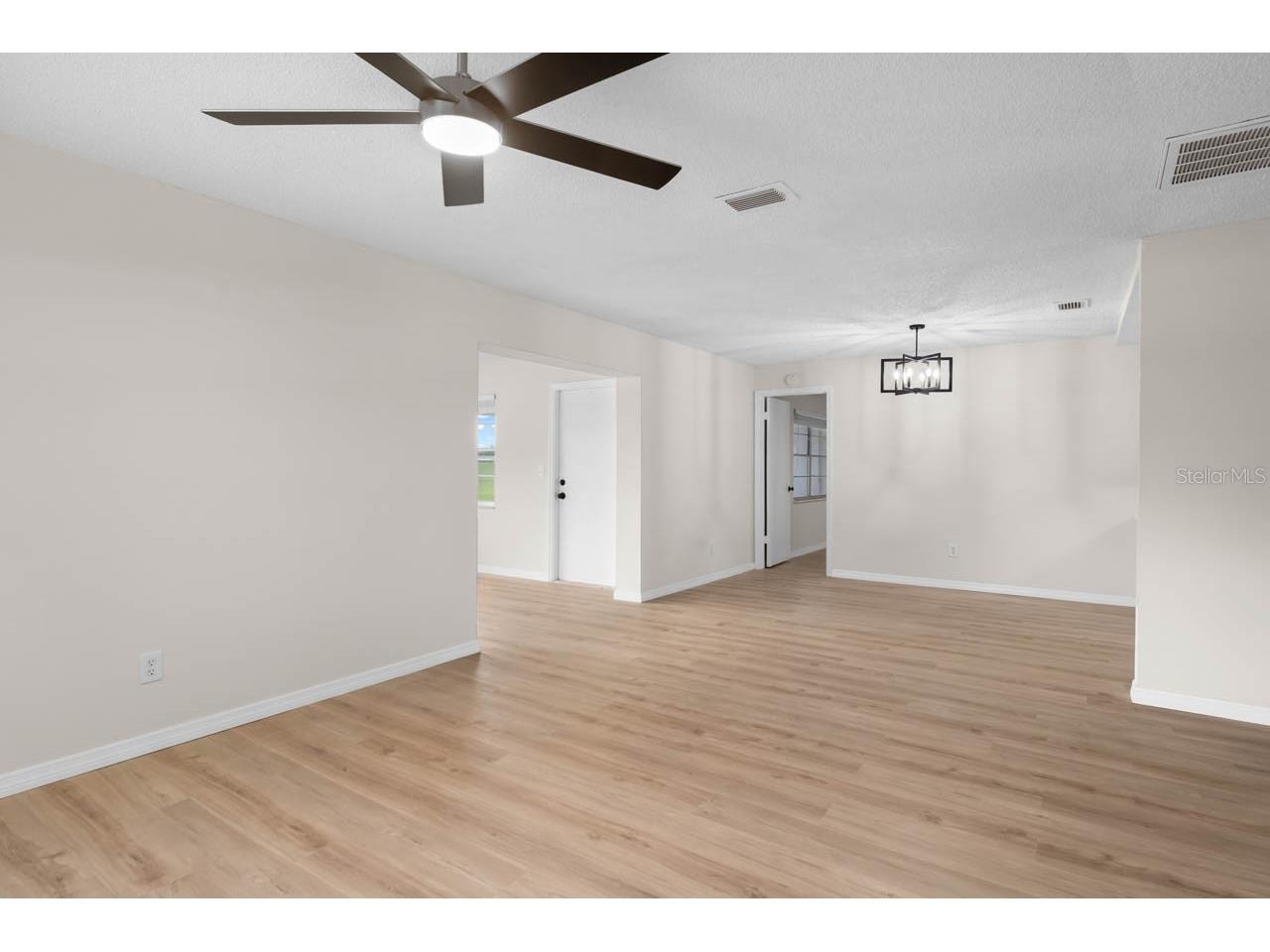 1602 Hovington Circle Sun City Center FL 33573 TB8515412 image9