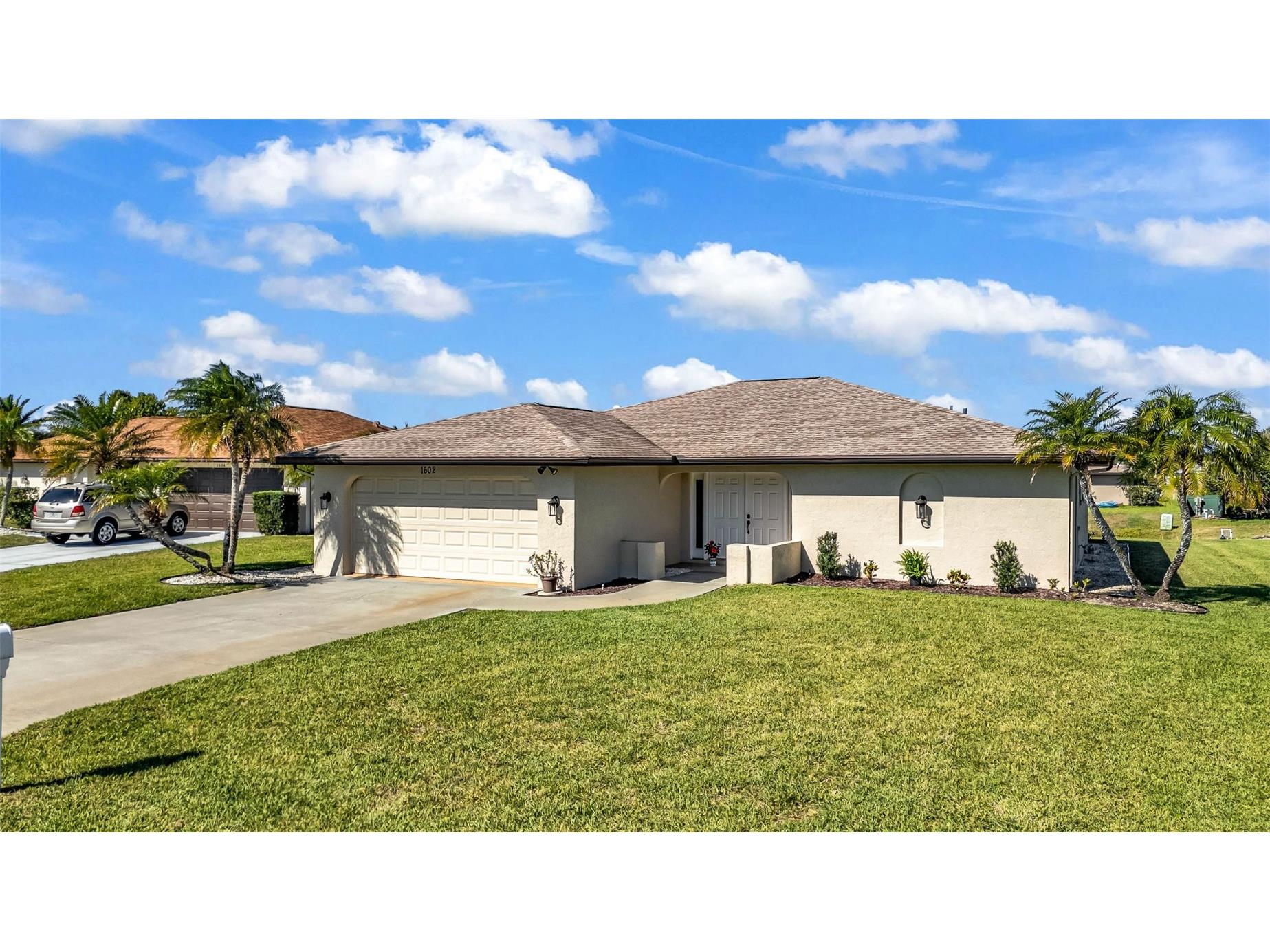1602 Jim Jim Court Venice FL 34293 D6146807 image1
