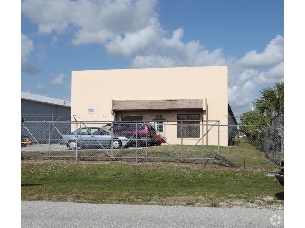 1602 Market Circle Port Charlotte FL 33953 C7457982 image1