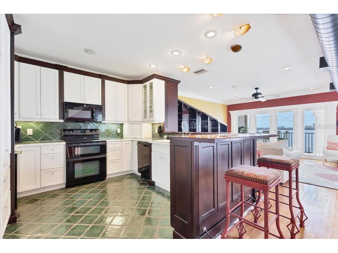 1602 Point Pleasant Avenue W Bradenton FL 34205 - MANATEE RIVER A4664355 image21