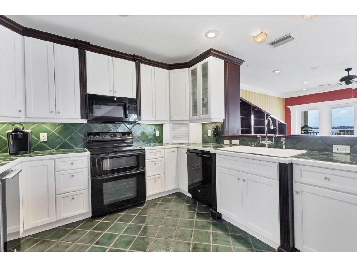 1602 Point Pleasant Avenue W Bradenton FL 34205 - MANATEE RIVER A4664355 image22