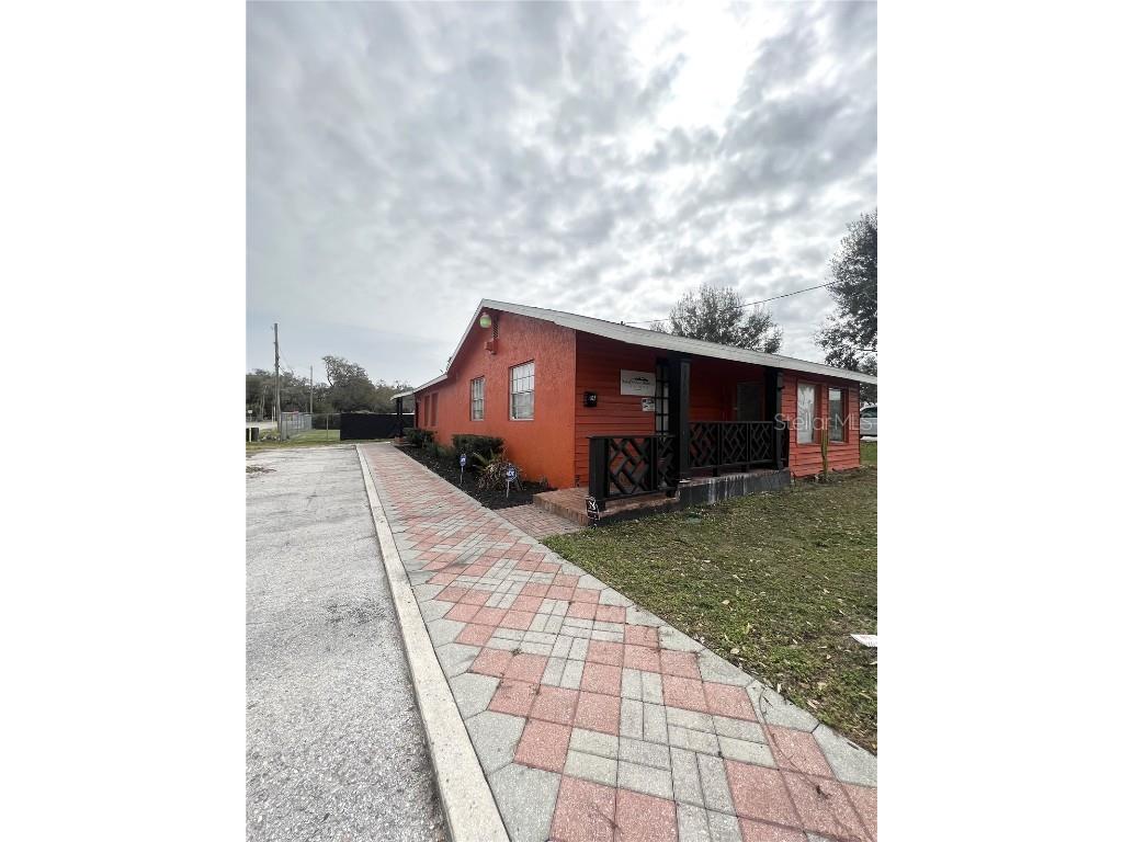 1602 S Parsons Avenue Seffner FL 33584 T3505546 image1