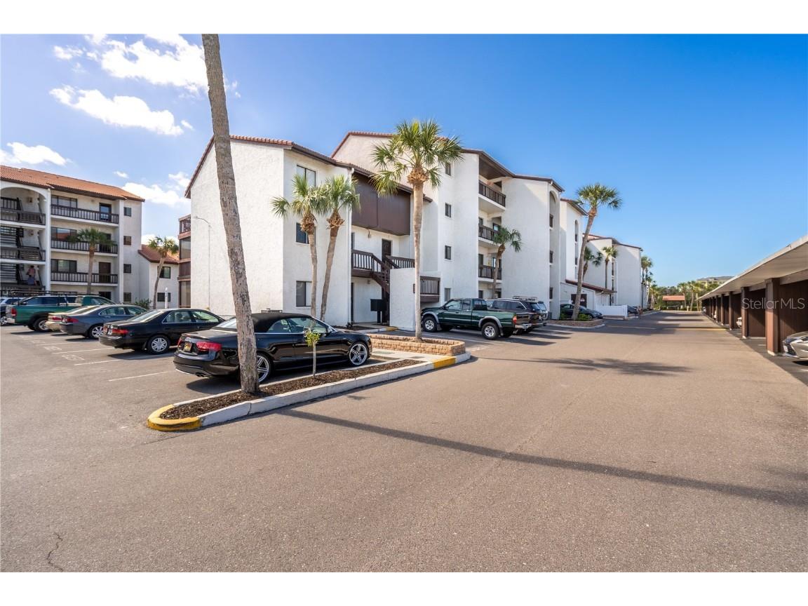 1602 Stickney Point Road #305 Sarasota FL 34231 A4675285 image2