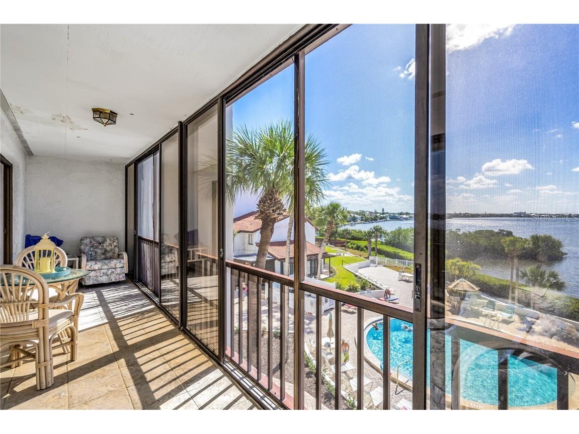 1602 Stickney Point Road #305 Sarasota FL 34231 A4675285 image3