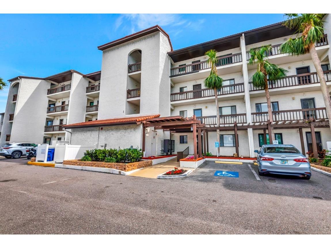 1602 Stickney Point Road #404 Sarasota FL 34231 - LITTLE SARASOTA BAY A4643334 image4