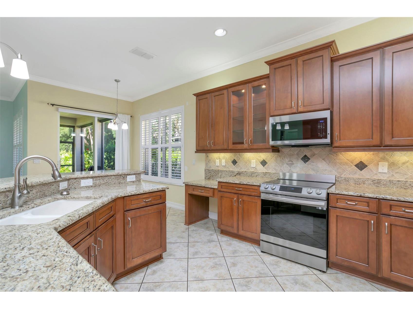 16022 Golden Lakes Drive Wimauma FL 33598 TB8494765 image4