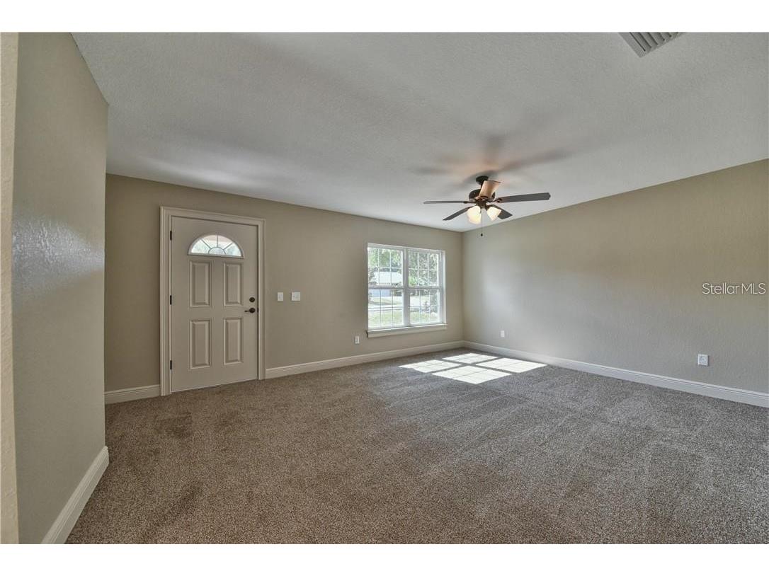 16025 SW 27th Avenue Road Ocala FL 34473 OM726191 image2
