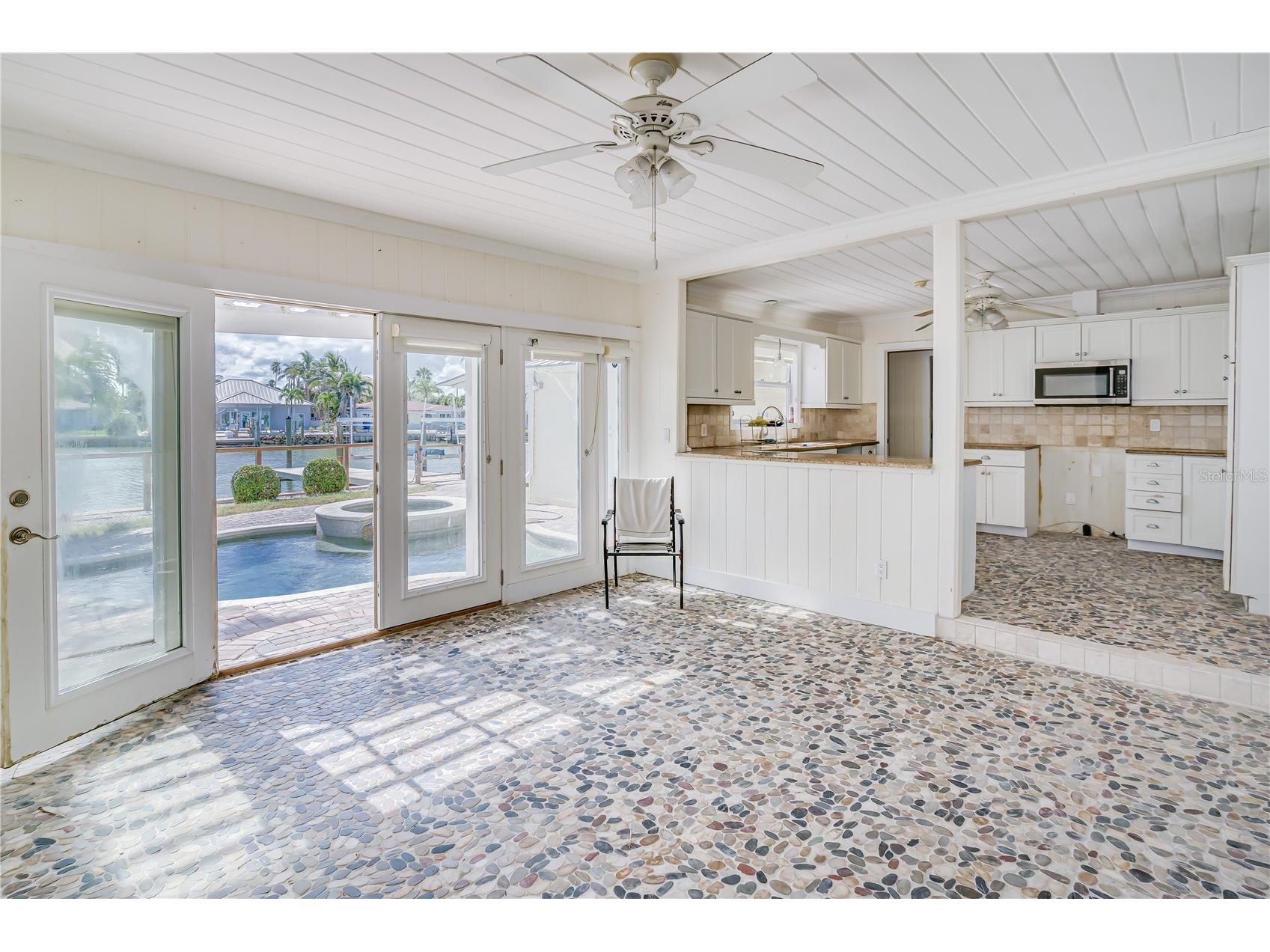 16029 Redington Drive Redington Beach FL 33708 TB8473199 image16