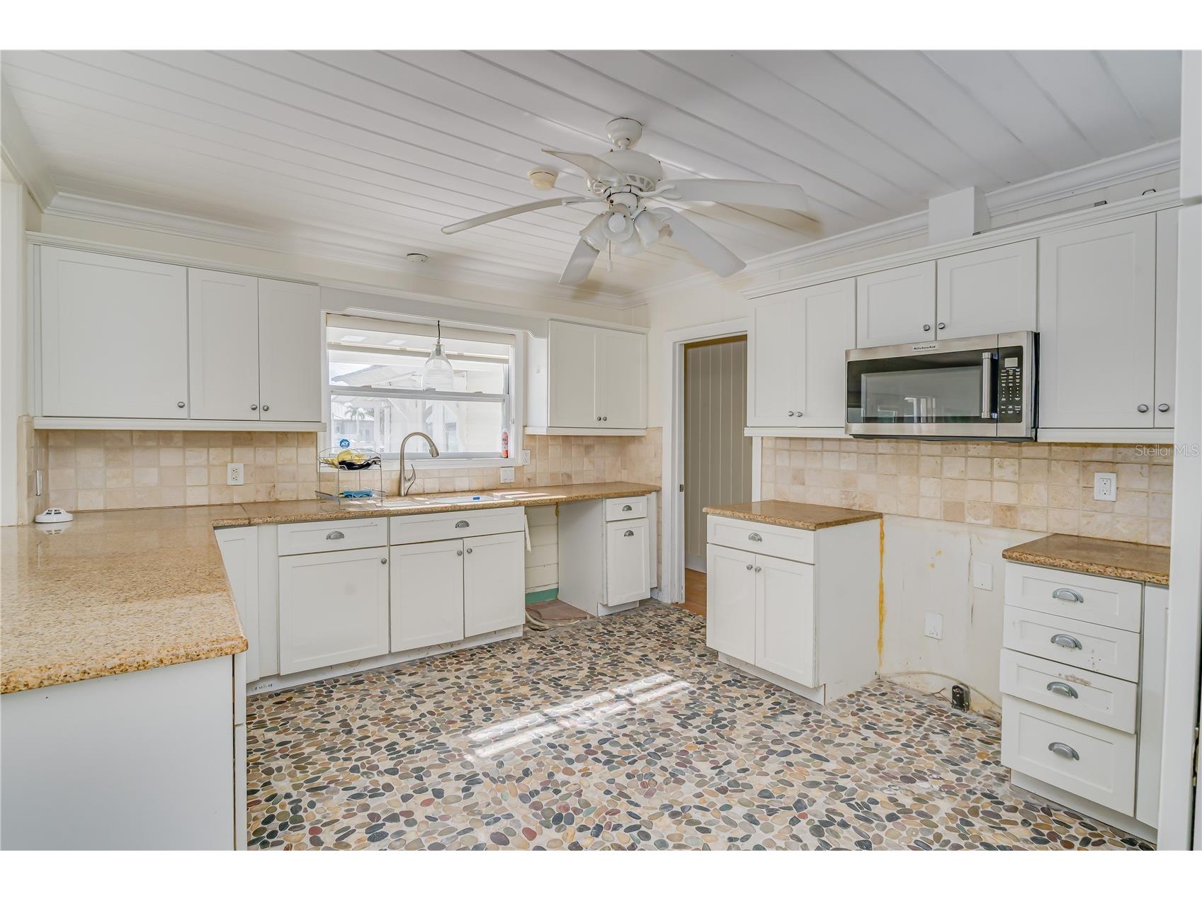 16029 Redington Drive Redington Beach FL 33708 TB8473199 image19