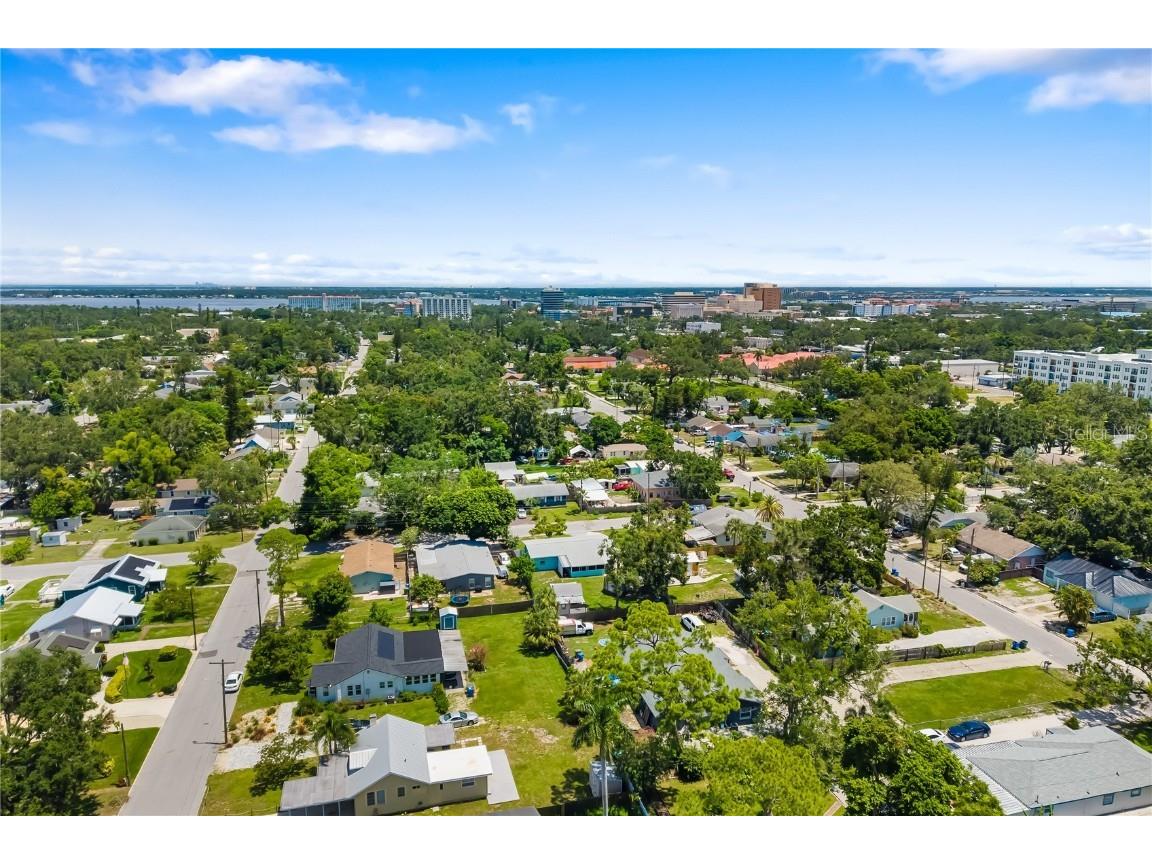 1603 17th Street W Bradenton FL 34205 A4658616 image35