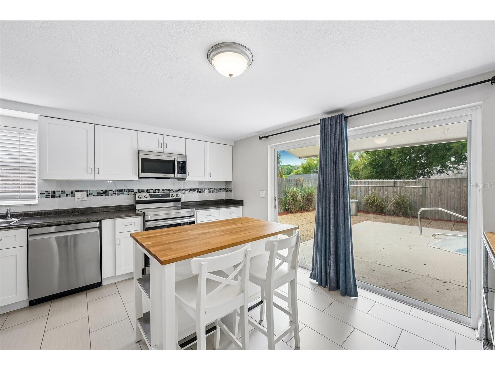 1603 Fox Run Drive Tarpon Springs FL 34689 TB8514327 image20
