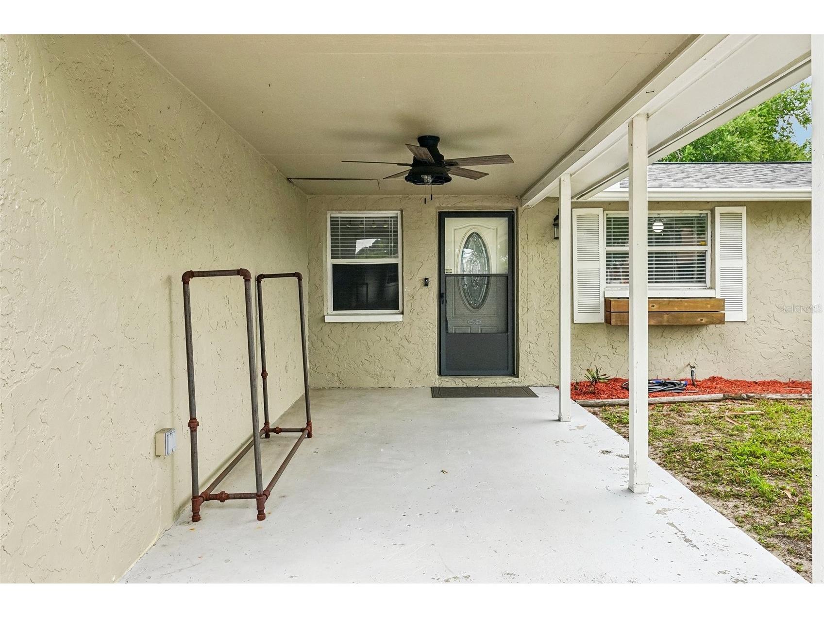 1603 Fox Run Drive Tarpon Springs FL 34689 TB8514327 image3