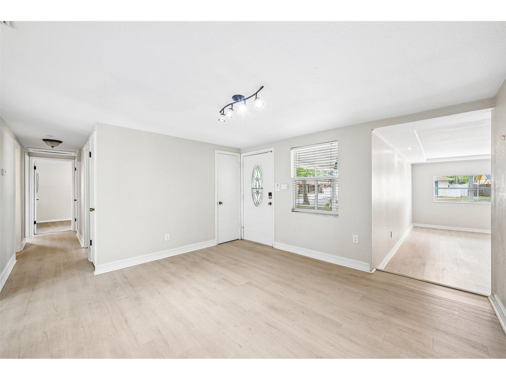 1603 Fox Run Drive Tarpon Springs FL 34689 TB8514327 image4