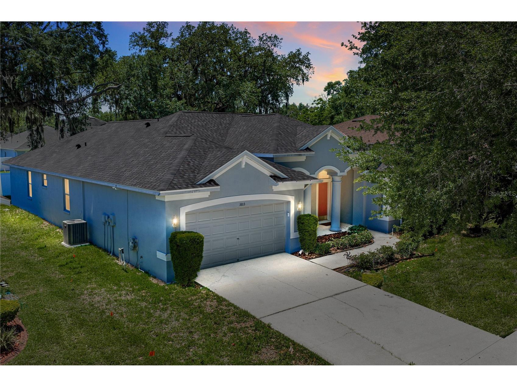 1603 Grand Heritage Boulevard Valrico FL 33594 TB8498301 image3