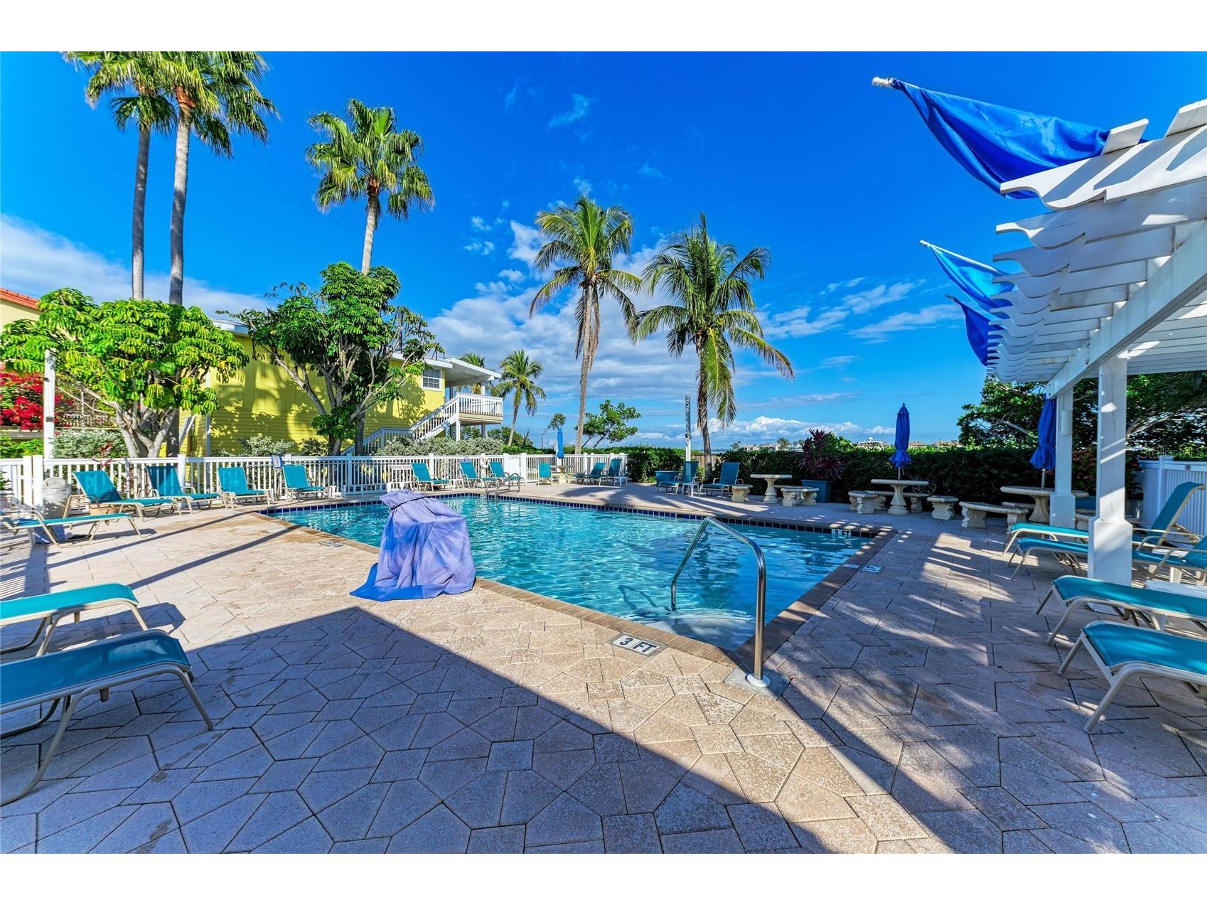 1603 Gulf Dr N #26 Bradenton Beach FL 34217 - INTRACOASTAL WATERWAY A4688846 image27