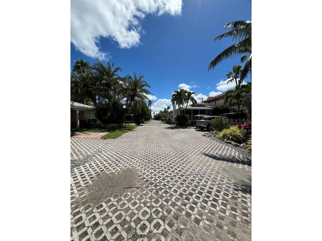 1603 Gulf Drive N #5 Bradenton Beach FL 34217 A4621938 image37