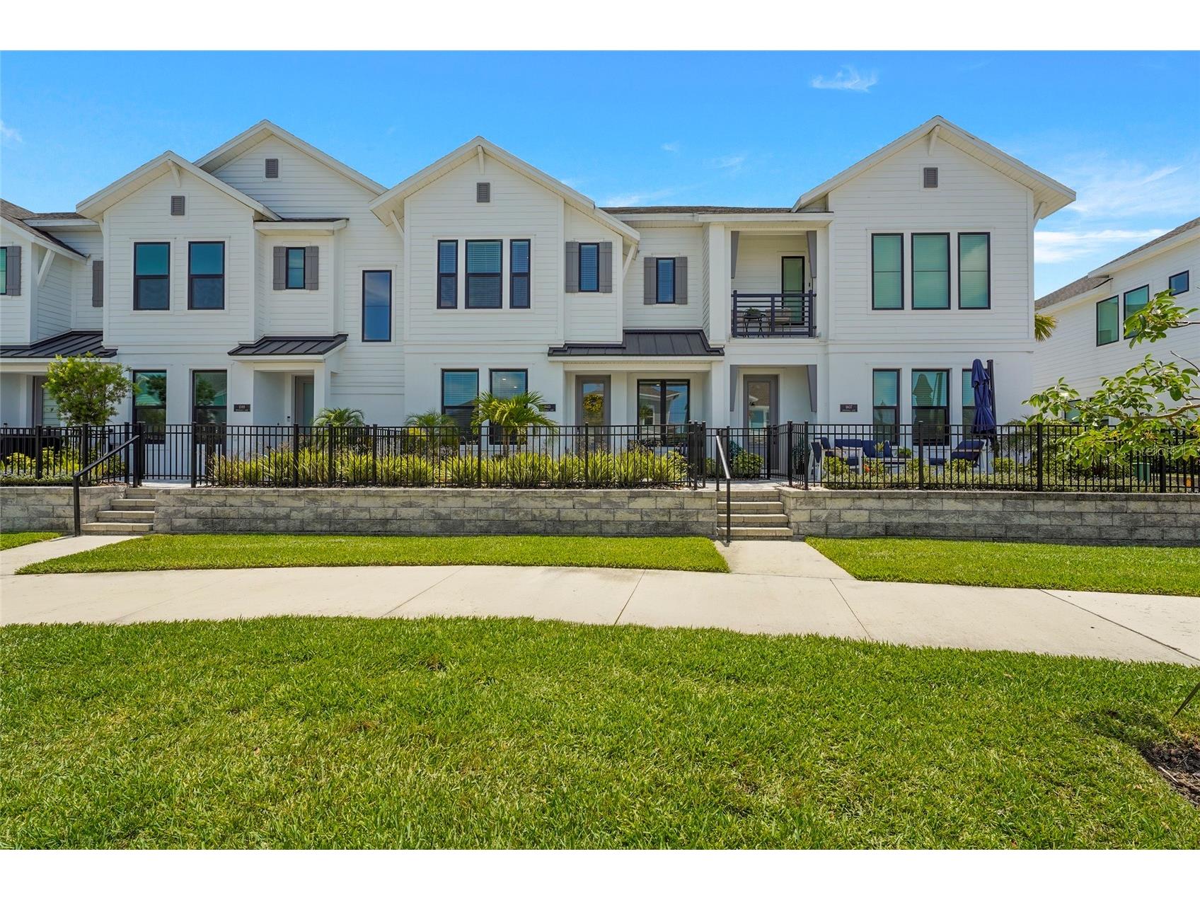 1603 Springwell Lane Sarasota FL 34240 A4694960 image1