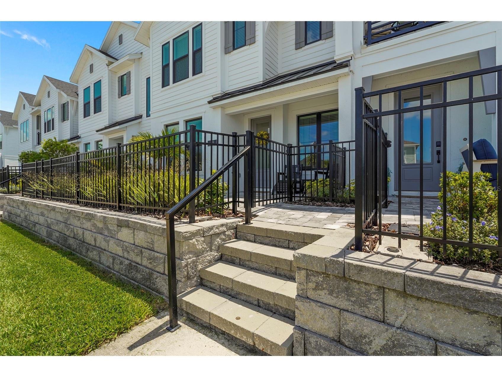 1603 Springwell Lane Sarasota FL 34240 A4694960 image2