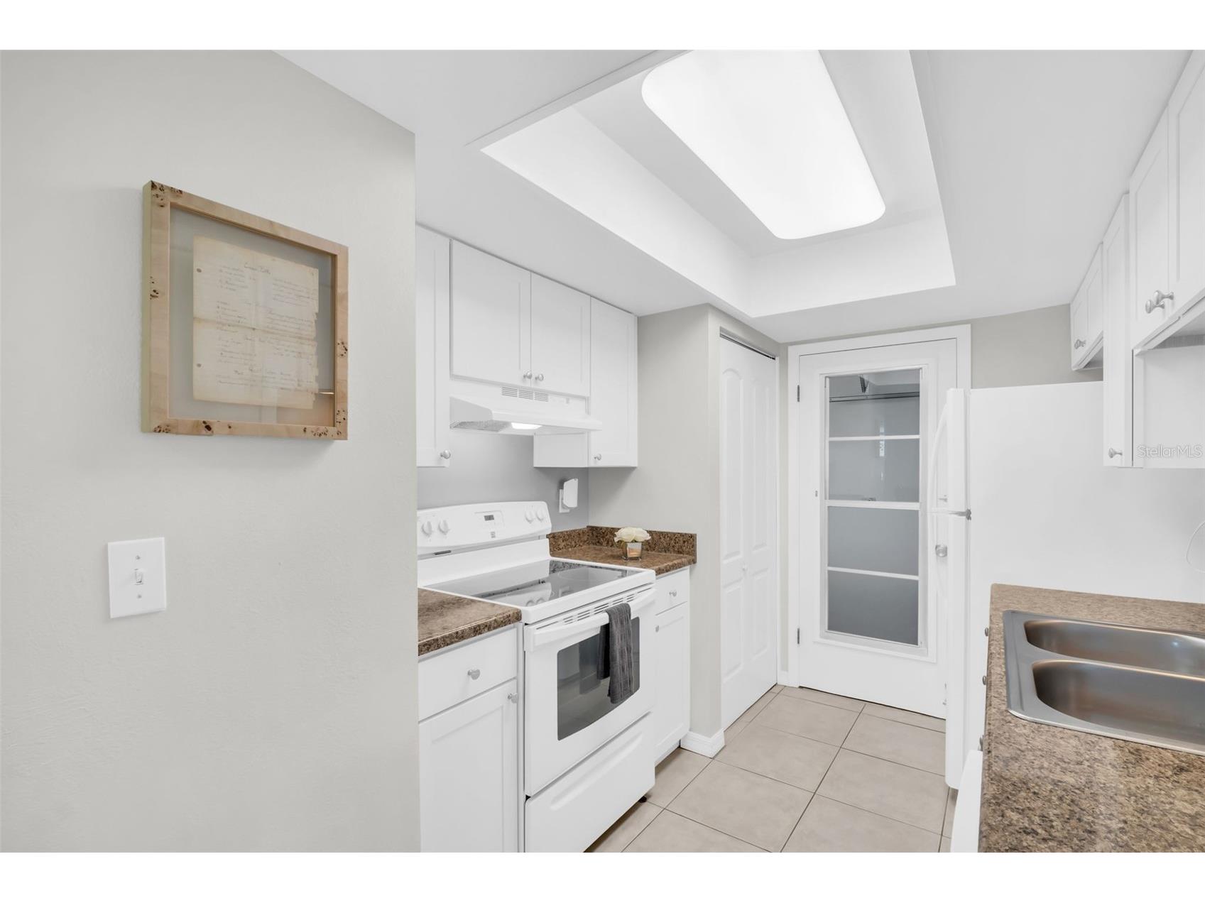 1603 Whitebridge Drive #D Palm Harbor FL 34684 - LAKE TARPON TB8463449 image14