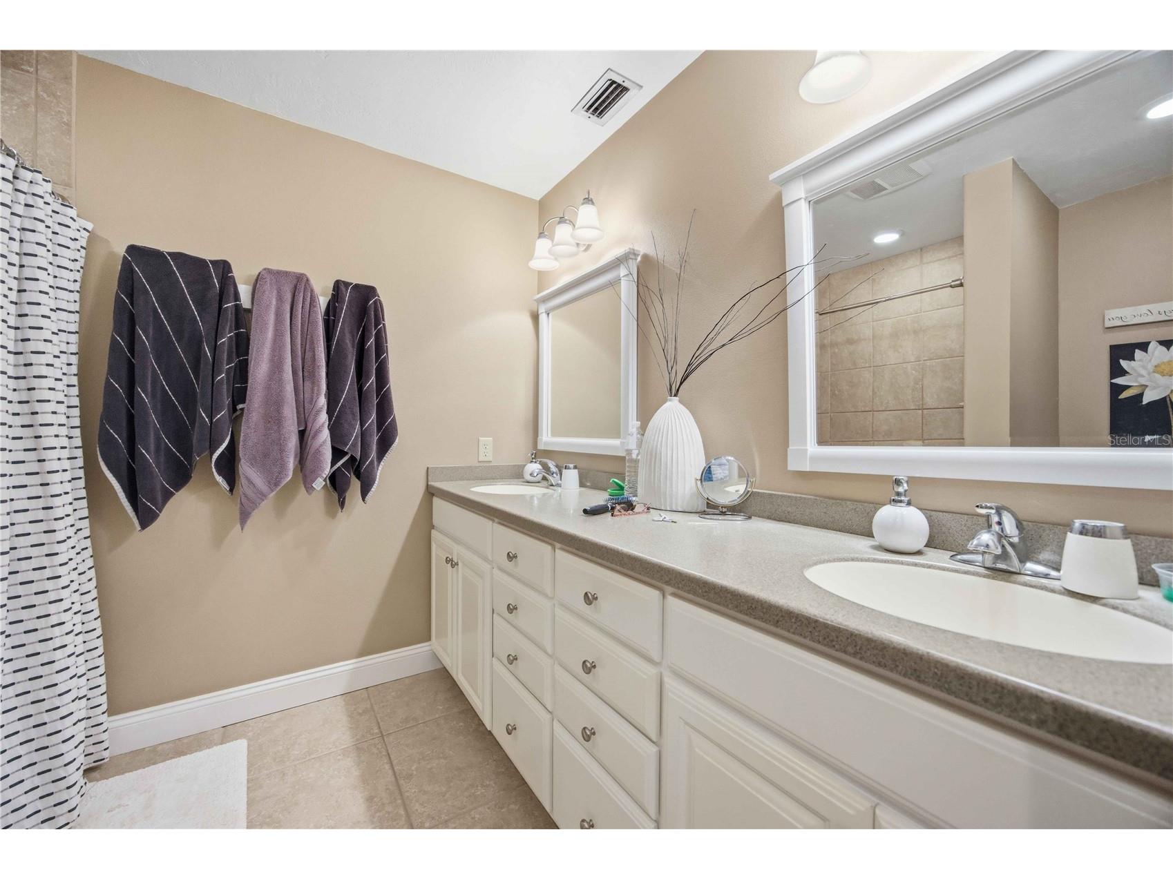 16031 Winburn Drive S Sarasota FL 34240 A4685972 image16