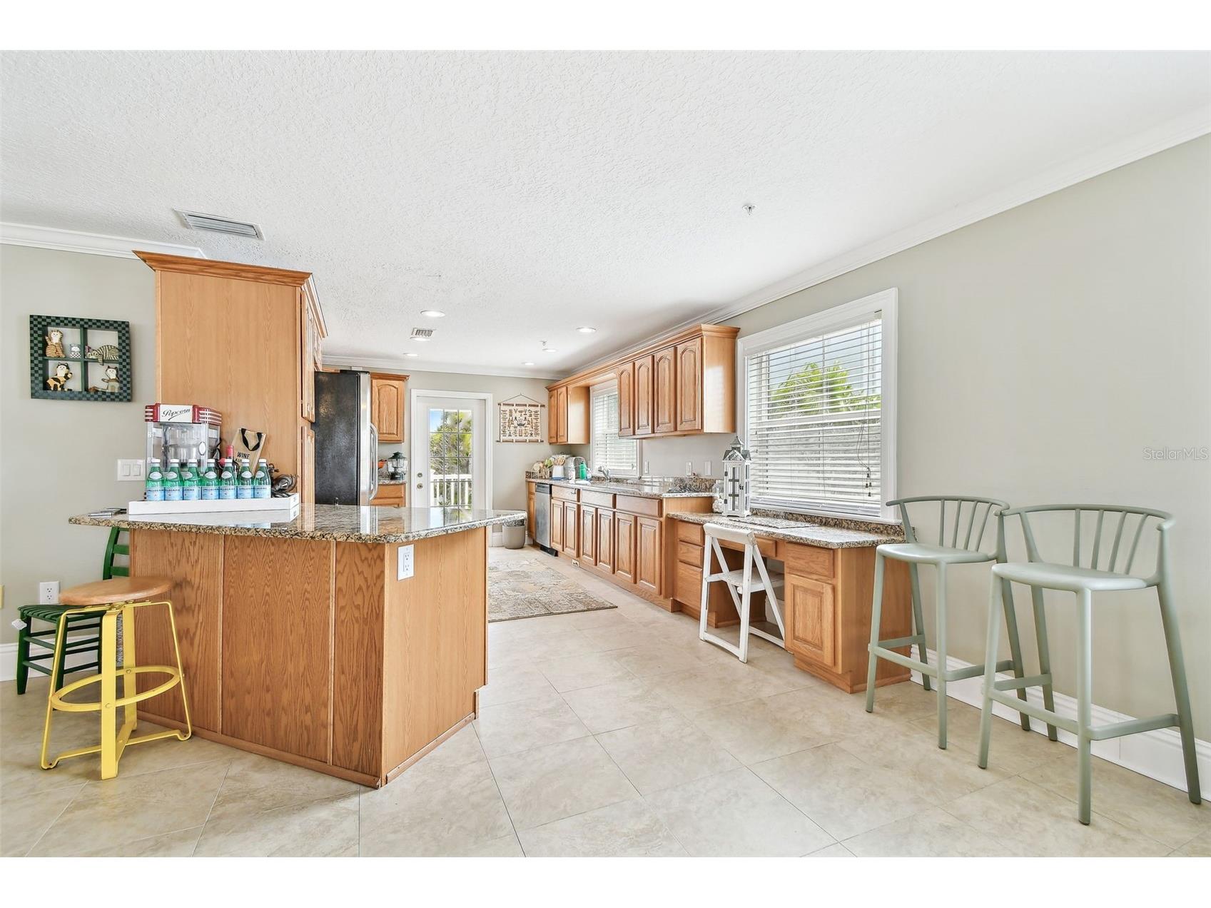 16033 Gulf Boulevard Redington Beach FL 33708 TB8381542 image16