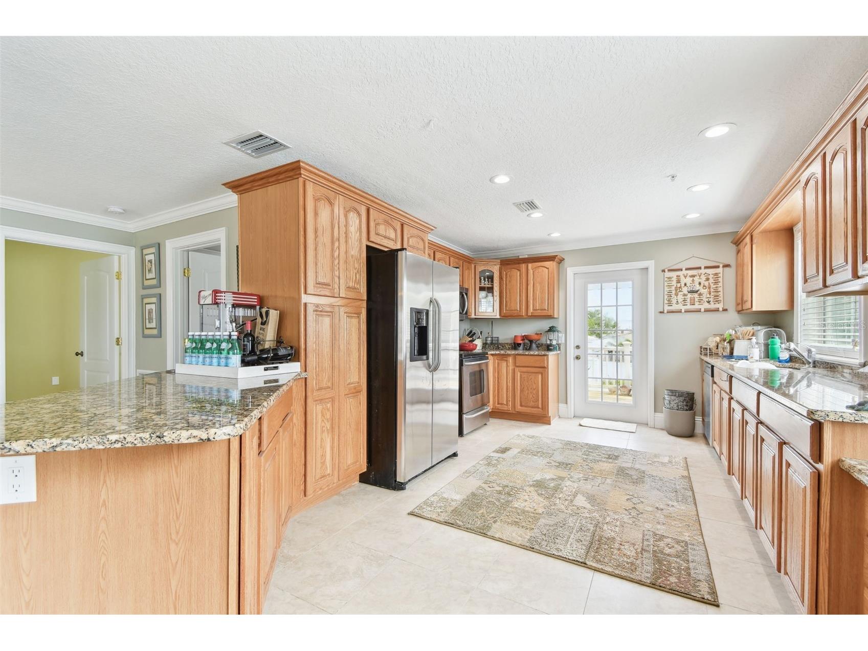 16033 Gulf Boulevard Redington Beach FL 33708 TB8381542 image18