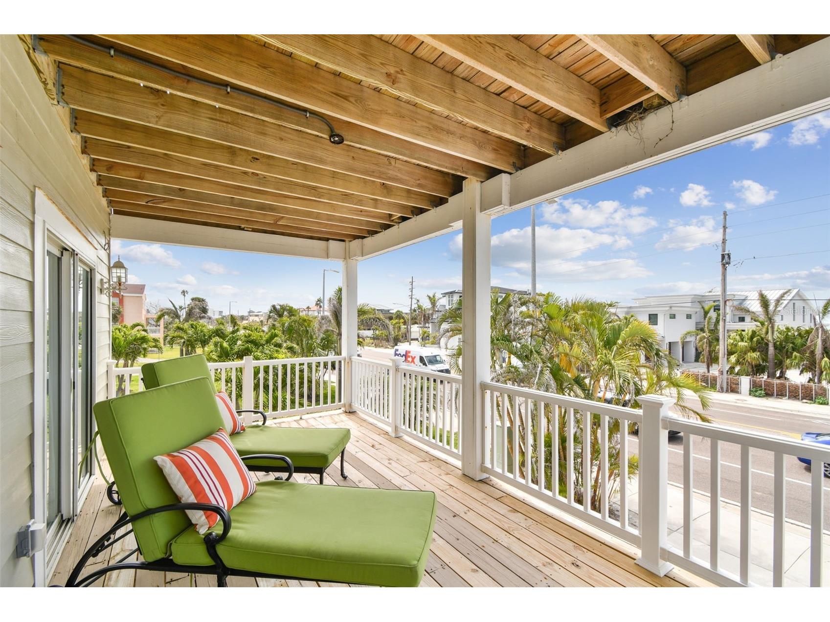 16033 Gulf Boulevard Redington Beach FL 33708 TB8381542 image30