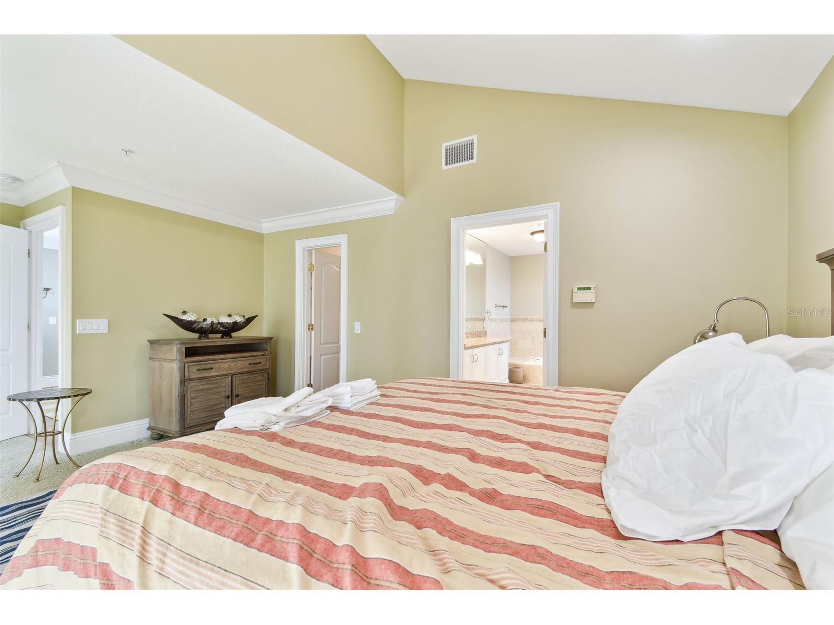 16033 Gulf Boulevard Redington Beach FL 33708 TB8381542 image38