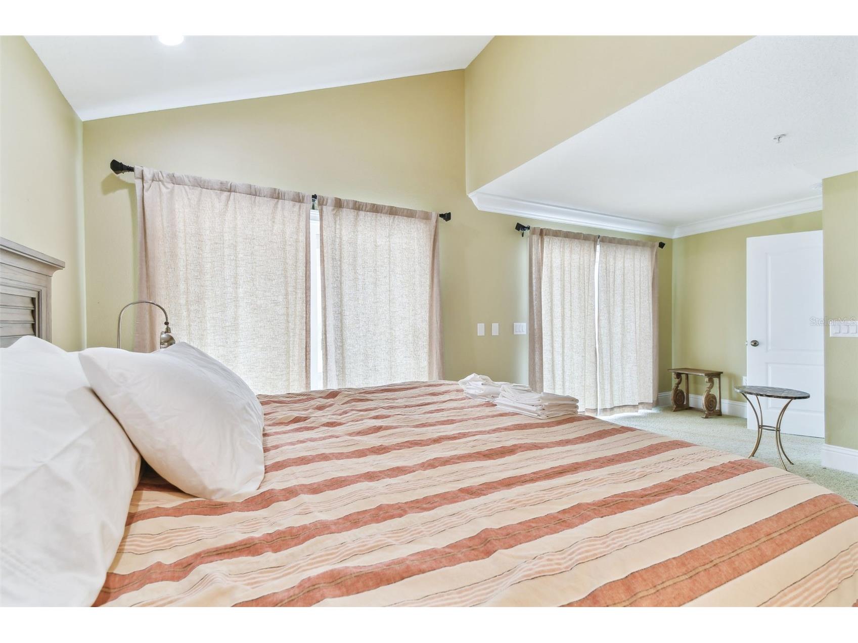 16033 Gulf Boulevard Redington Beach FL 33708 TB8381542 image39