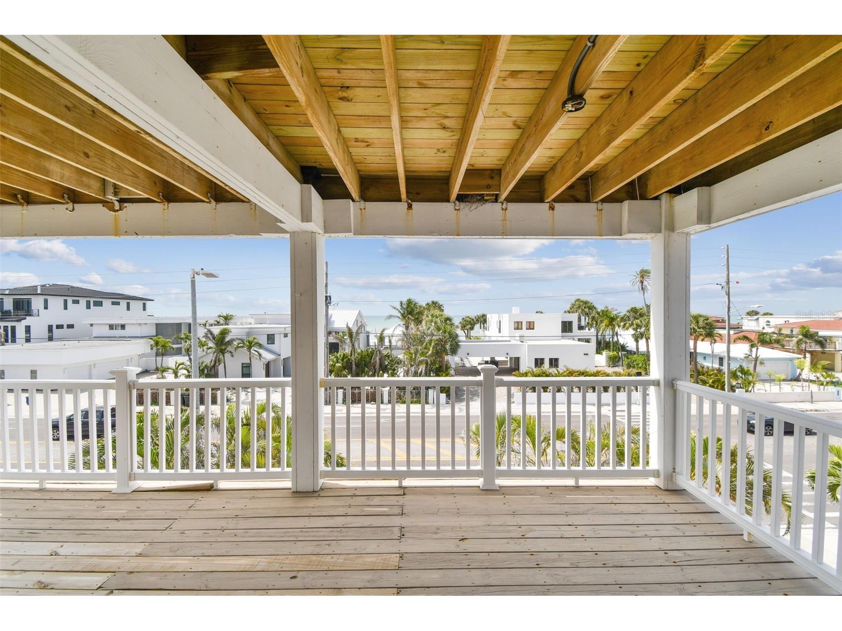 16033 Gulf Boulevard Redington Beach FL 33708 TB8381542 image60